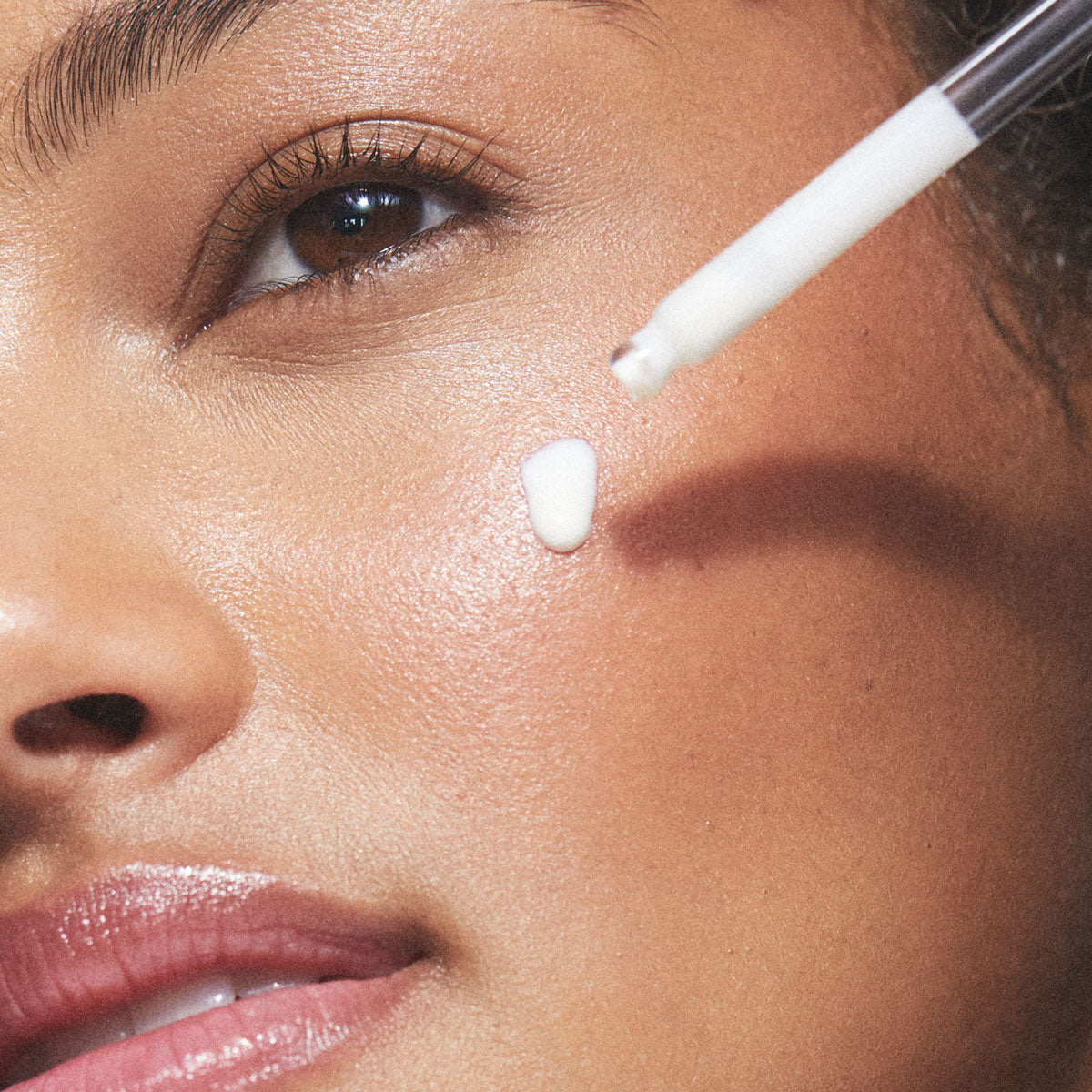 有機ミネラル日焼け止めドロップ：SPF 30 |絹のような太陽が落ちます